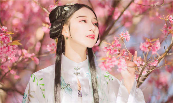 五峰供卵试管婴儿：助您实现家庭梦想的科学方案